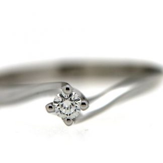Solitario con diamante
